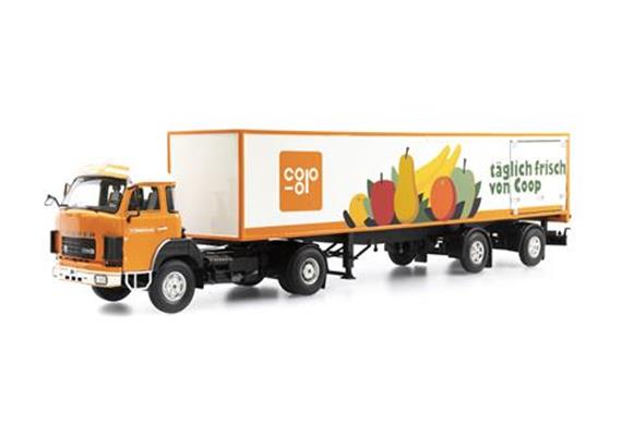 ACE 005527 Saurer D330B Frontlenker Sattelzug Coop - Massstab 1:43 | Bild 1