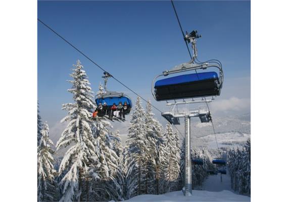 BRAWA 6346 Sesselbahn mit 6er Sesseln inklusive Gebäude - H0 (1:87) | Bild 6