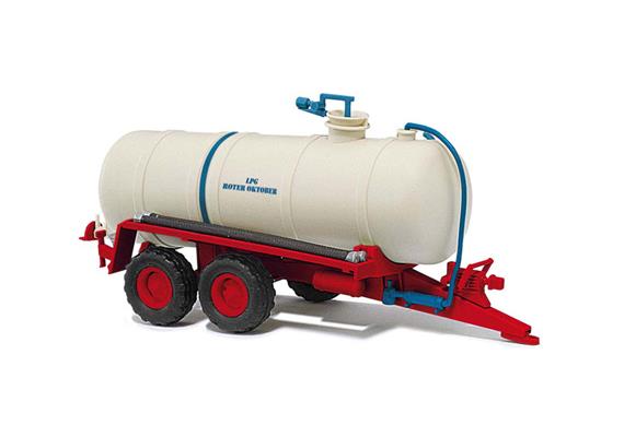 Busch 42864 Flüssigmisttankanhänger HTS 100.27 »Roter Oktober« HO