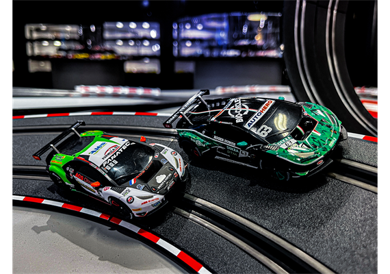 Carrera GO!!! 20064228 Lamborghini Huracán "Mirko Bortolotti, No.63" | Bild 2