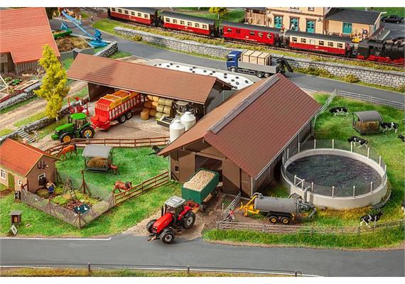 Faller 130574 Landwirtschaftlicher Betrieb HO | Bild 1