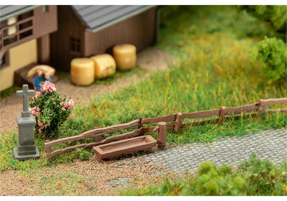 Faller 272924 2 Brunnen mit Weidezaun - N (1:160) | Bild 1
