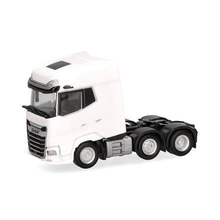 Herpa 318990 DAF XG+ Zugmaschine 3achs, weiss - Massstab 1:87