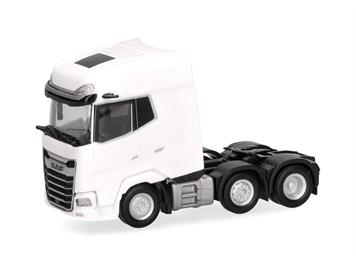 Herpa 318990 DAF XG+ Zugmaschine 3achs, weiss - Massstab 1:87