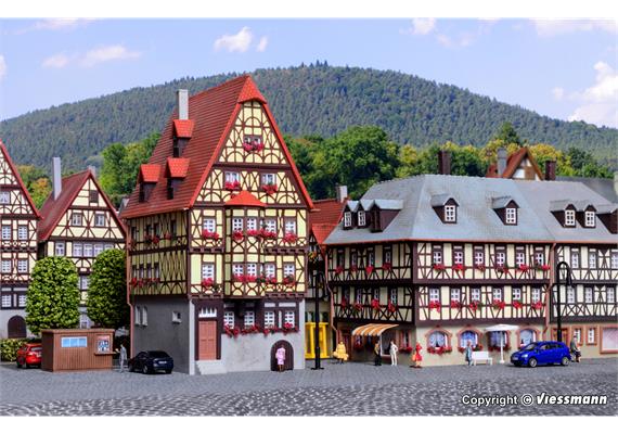 Kibri 37101 Hohes Haus mit Eckhaus - N (1:160) | Bild 1