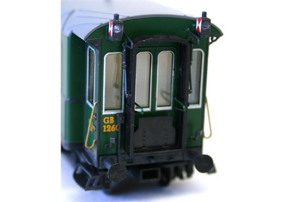 Liliput Gotthardbahnwagen grün 3. Klasse mit Schlusslicht | Bild 2