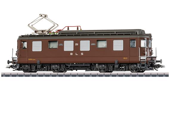 Märklin 38044 BLS Elektrolokomotive Ae 4/4 "251", AC 3L, digital mfx+/MM/DCC/Sound - H0 | Bild 2