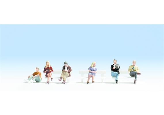 Noch 15535 Sitzende HO