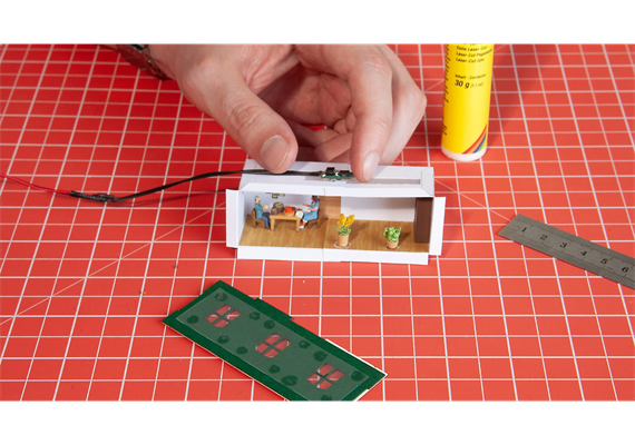 Noch 51286 micro-rooms Doppel-LED, warm-weiss, 8 Stück - H0, H0m, TT, N, Z, 0, 1, G | Bild 2