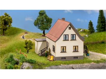 Noch 66606 Siedlungshaus mit Garage - H0 (1:87)