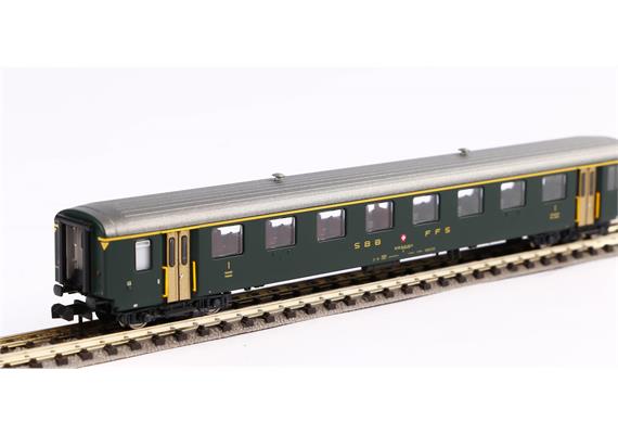 PIKO 94380 SBB Personenwagen EWI 1.Klasse grün, alte Schrift, Ep. IV - N (1:160) | Bild 4