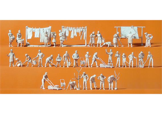 Preiser 16361 Bei der Haus- und Gartenarbeit, 33 unbemalte Figuren - H0 (1:87)