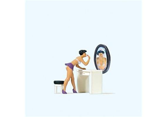 Preiser 28206 Am Schminktisch - H0 (1:87)