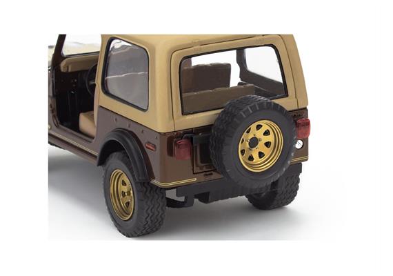 Revell 14547 77 Jeep CJ-7 - Massstab 1:24 | Bild 3