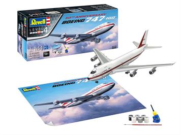 Revell 05686 Gift Set Boeing 747-100, 50th Anniversary, 1:144