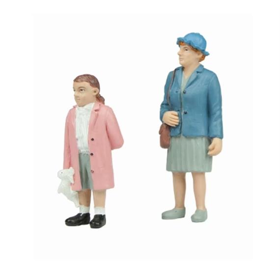 Scenecraft by Bachmann 22-196 G-S-scale Figur Grossmutter mit Enkelkind