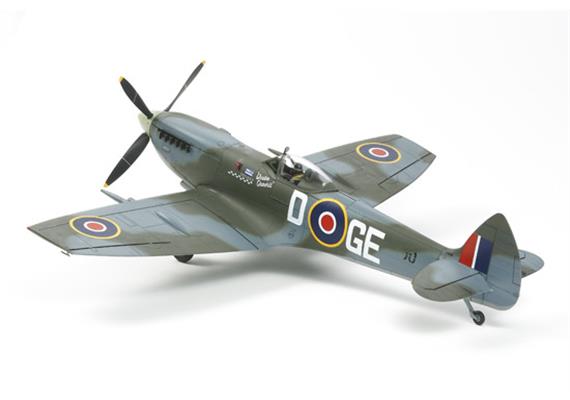 Tamiya Supermarine Spitfire Mk. XVIe 1:32 | Bild 1