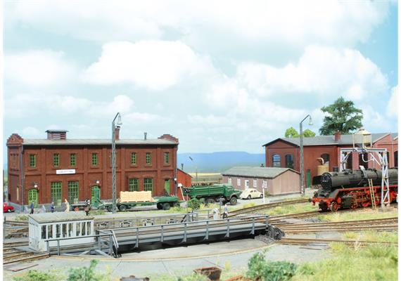 TRIX 66871 Erweiterung zur Drehscheibe 66861, H0