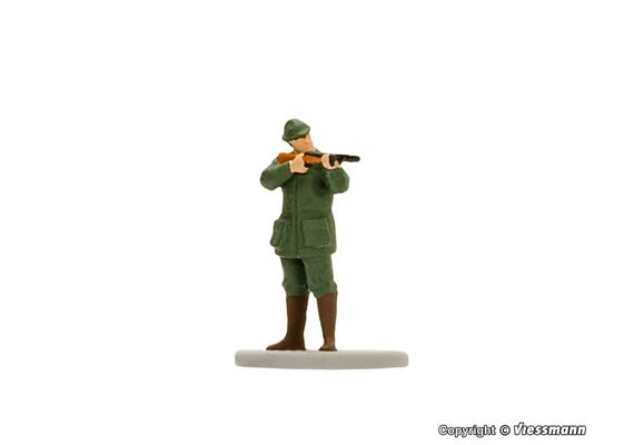 Viessmann 1529 Jäger mit Gewehr und Mündungsfeuer - H0 (1:87) | Bild 1