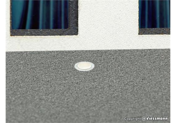 Viessmann 6340 Einbaustrahler modern, LED warmweiss, 3 Stück - H0 (1:87) | Bild 2