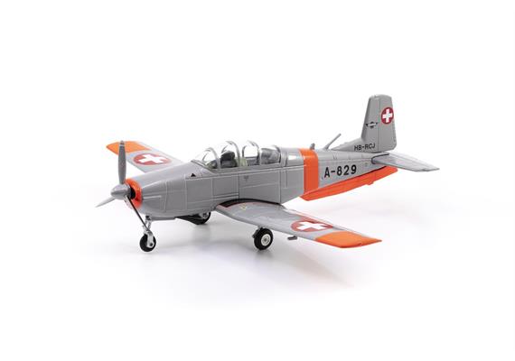 ACE 001301 Pilatus P-3 A-829 inklusive Chromständer - Massstab 1:72 | Bild 1