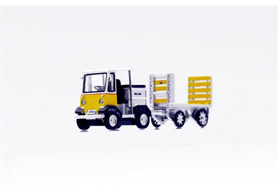 ACE 008701 Arwico Collection Edition PTT Elektroschlepper mit Anhänger TR-5047e Nefag - H0 | Bild 1