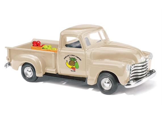 Busch 48245 Chevrolet Pick-Up, Fruit Company mit Obstladung - H0 (1:87)