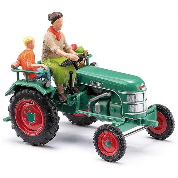 Busch 40071 Traktor Kramer K11 Bäuerin mit Kind