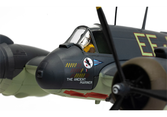 CORGI AA28604 Bristol Beaufighter TF.X-LZ451 / EE-M - The Ancient Mariner - Massstab 1:72 | Bild 6