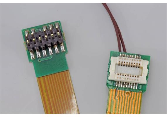 ESU 51997 Adapterplatine, 18-pol Next-18 Buchse auf PluX12, Flex, 88mm, mit Schrumpfschl. | Bild 2