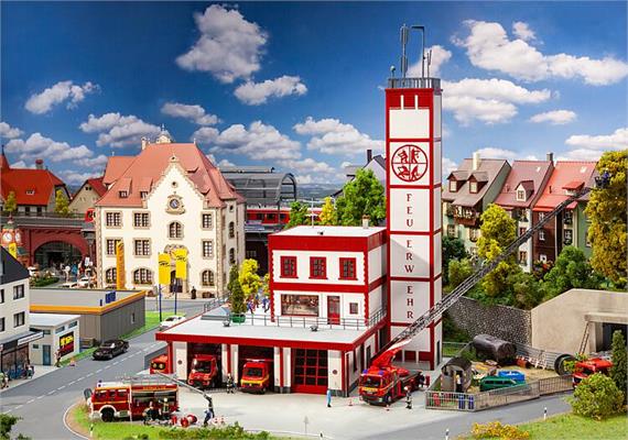 Faller 130159 Moderne Feuerwache - H0 (1:87) | Bild 1
