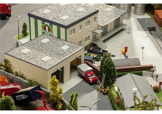 Faller 130197 Milchabladestelle mit Waage HO | Bild 3