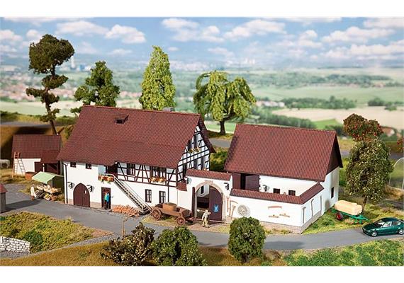 Faller 130372 Hofgut HO | Bild 1