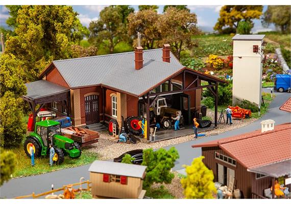 Faller 130579 Landmaschinenwerkstatt | Bild 1