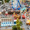 Faller 140460 Kirmes-Set Jahrmarktvergnügen - H0 (1:87) | Bild 1