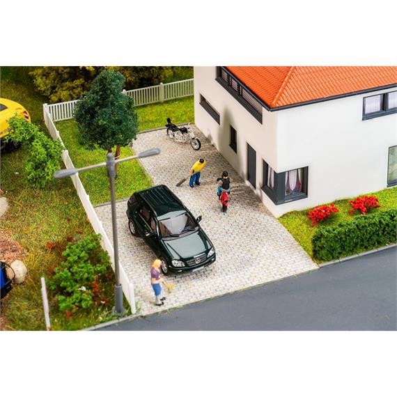 Faller 170317 PREMIUM Straßenfolie Kopfsteinpflaster, grau meliert - H0 (1:87) Faller 170317 PREMIUM Straßenfolie Kopfsteinpflaster, grau meliert - H0 (1:87)