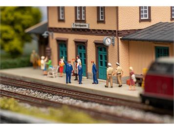 Faller 180237 Figuren-Set mit Sound-Effekt Bahnpersonal & Schaffnerpfiff - H0 (1:87)