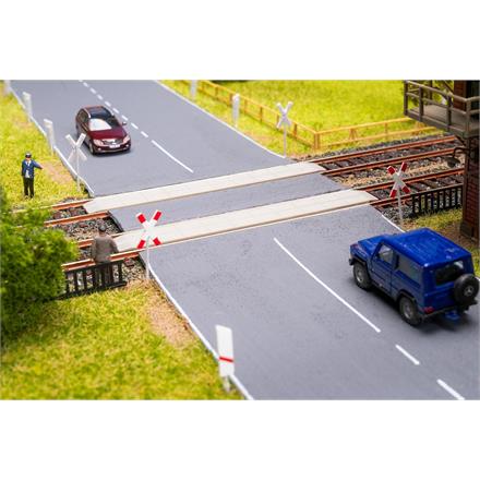 Faller 191831 Unbeschrankter Bahnübergang - H0 (1:87)