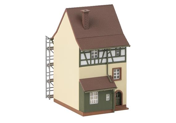 Faller 232175 Altstadthaus mit Gerüst - N (1:160) | Bild 3