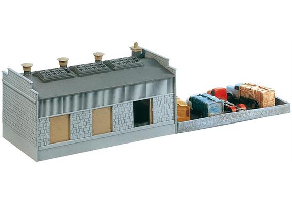 Faller Werkstatt mit LKW-Schrottplatz Spur H0 | Bild 3