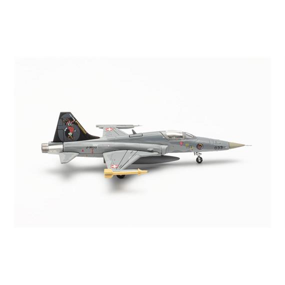 Herpa 572514 Swiss Air Force Northrop F-5E Tiger II Fliegerstaffel 6 “Ducks”