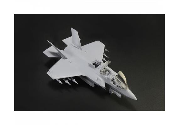 Italeri 1425 F-35 B Lightning II Lockheed Martin - Massstab 1:72 | Bild 2