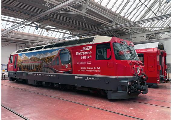 LGB 21431 Elektrolokomotive Ge 4/4 III "Alpine Cruise", mfx/DCC mit Sound - Spur G IIm | Bild 4