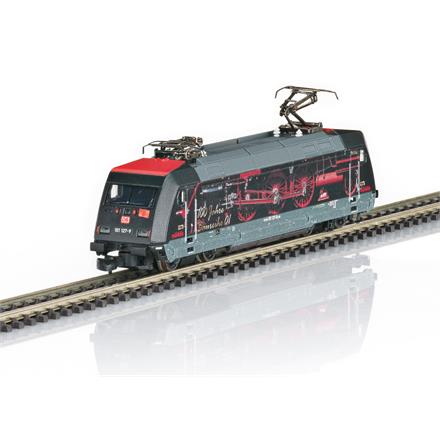 Märklin 88668 E-Lok DB BR 101 mit der Werbegestaltung "100 Jahre BR 01" - Z (1:220)