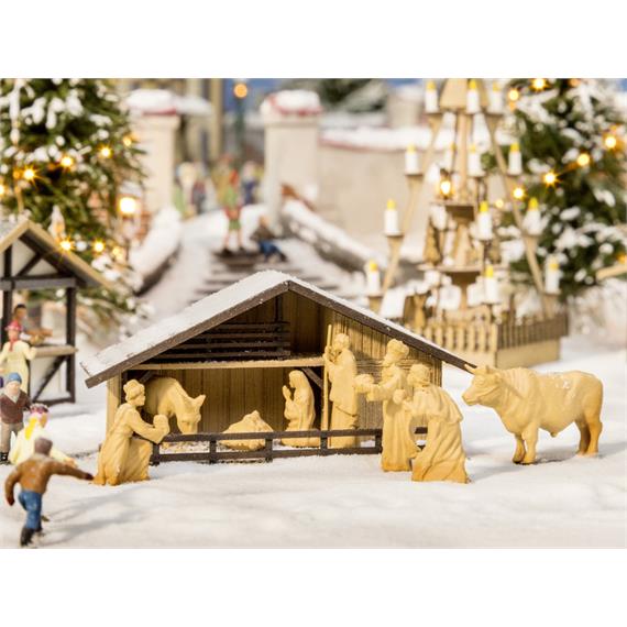 Noch 14394 Laser-Cut Weihnachtsmarkt-Krippe mit Figuren - H0 (1:87)