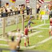 Noch 14399 Laser-Cut Fussballtore und Eckfahnen HO | Bild 1