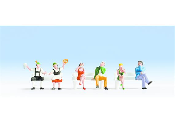 Noch 15536 Sitzende HO