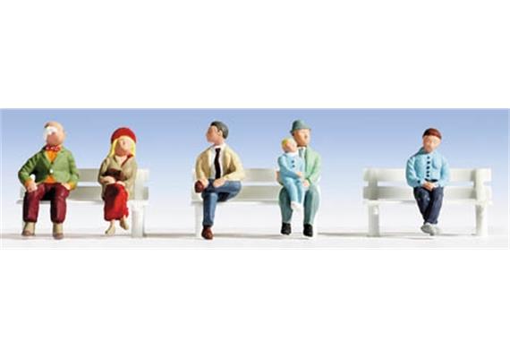 NOCH 15537 Sitzende HO