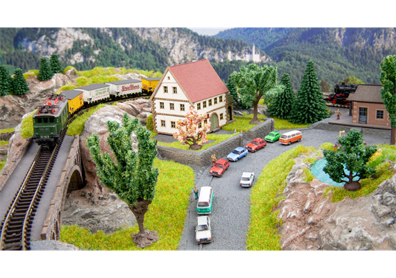 Noch 44601 Trabant 601 blau und grün, 2 Stück - Z (1:220) | Bild 2