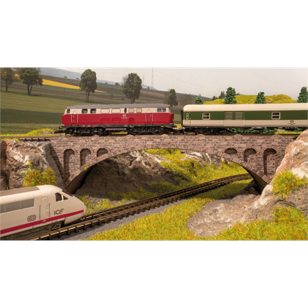 Noch 62831 Steinbogenbrücke - N (1:160)
